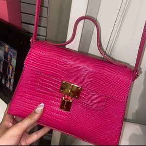 hot pink purse